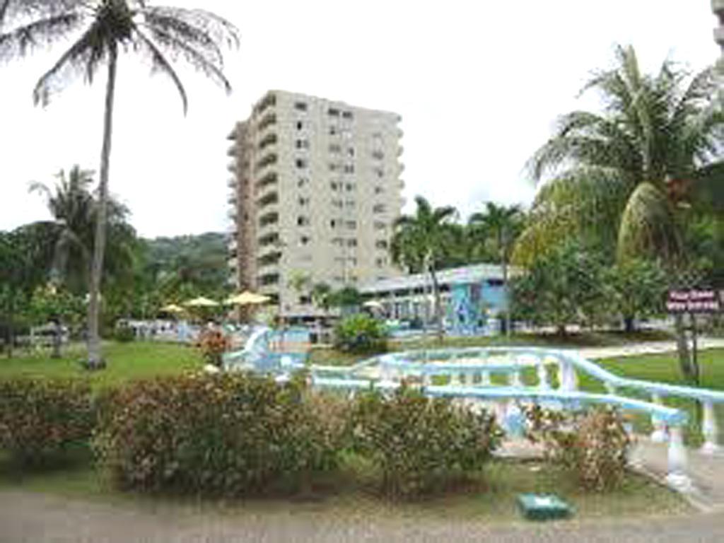 Turtle Beach Towers Apt 22 C - Ocho Rios Buitenkant foto