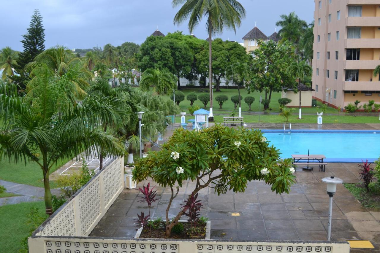 Turtle Beach Towers Apt 22 C - Ocho Rios Buitenkant foto